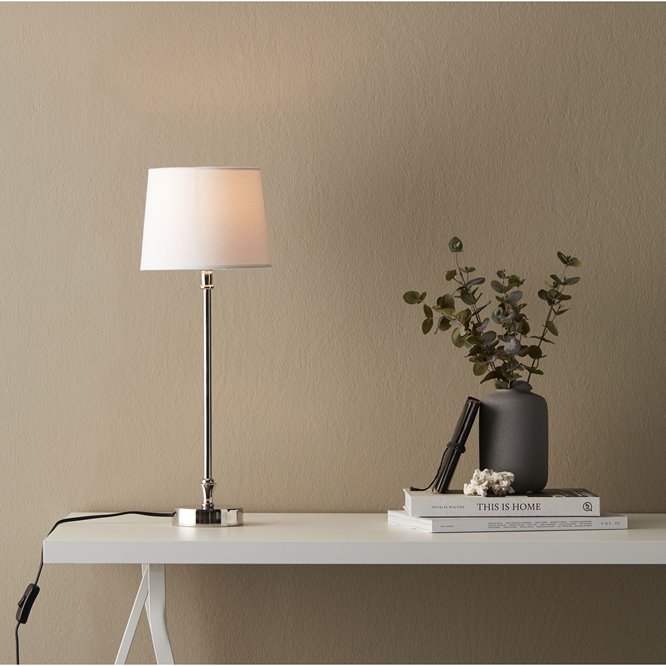 Lampa stołowa chrom z białym abażurem Liam